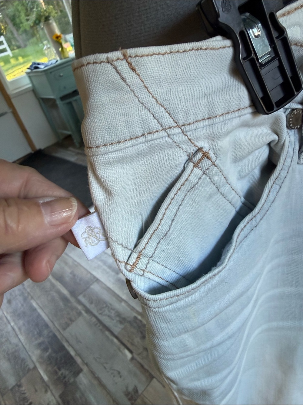 EUC ROCK & REPUBLIC High-Rise Jeans with Tan Contrast Stitching, Zipper Detail